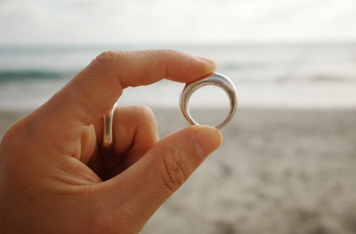 Luna ring